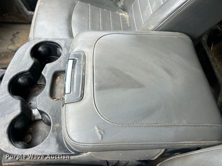 image for item EK8449 2017 Dodge Ram 5500 Crew Cab flatbed truck