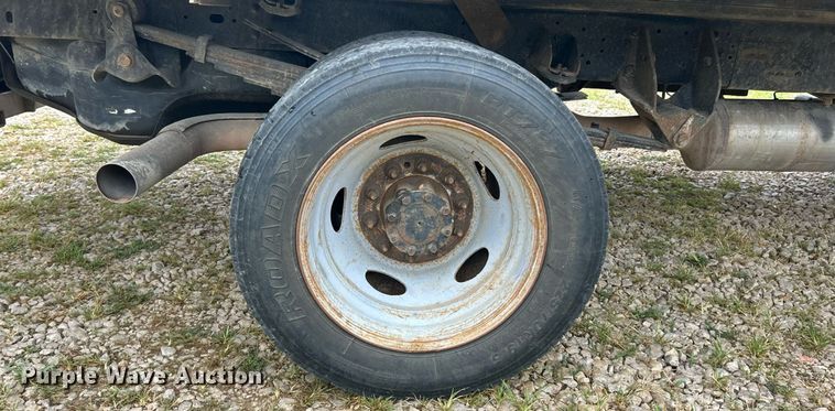 image for item EK8449 2017 Dodge Ram 5500 Crew Cab flatbed truck