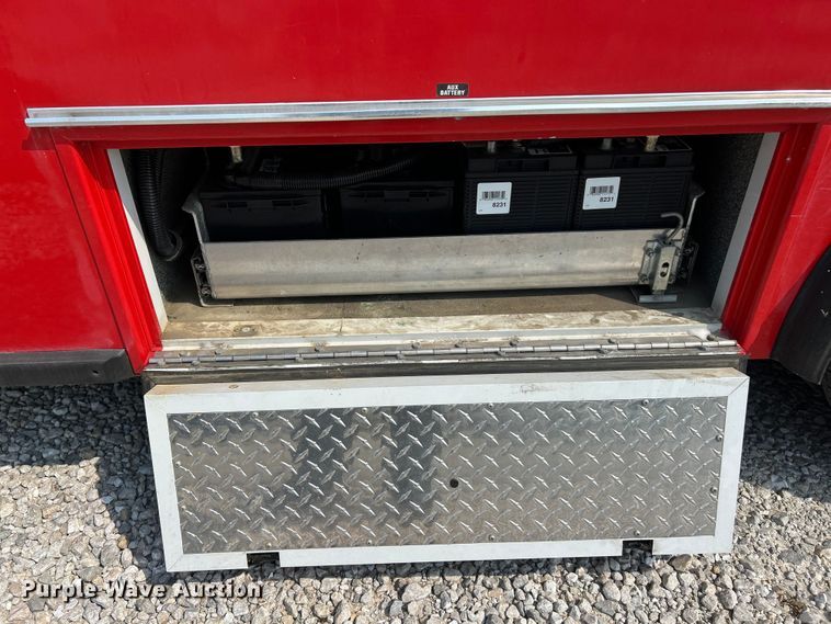 image for item EK8453 2007 Ford E450 Super Duty emergency response vehicle