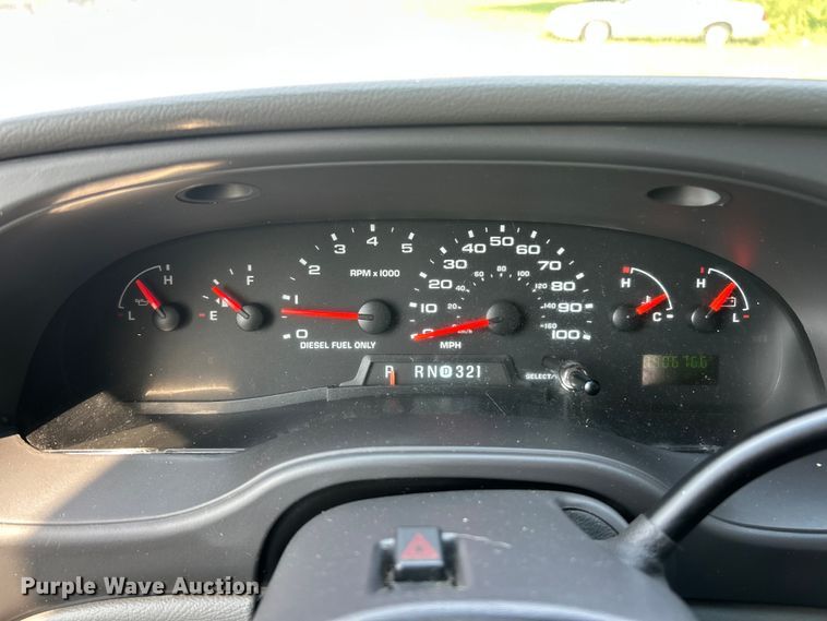 image for item EK8453 2007 Ford E450 Super Duty emergency response vehicle