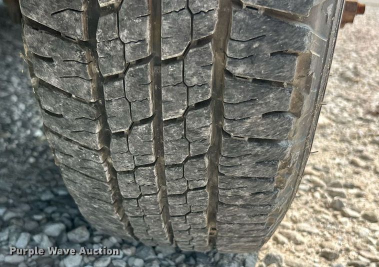 image for item EK8453 2007 Ford E450 Super Duty emergency response vehicle