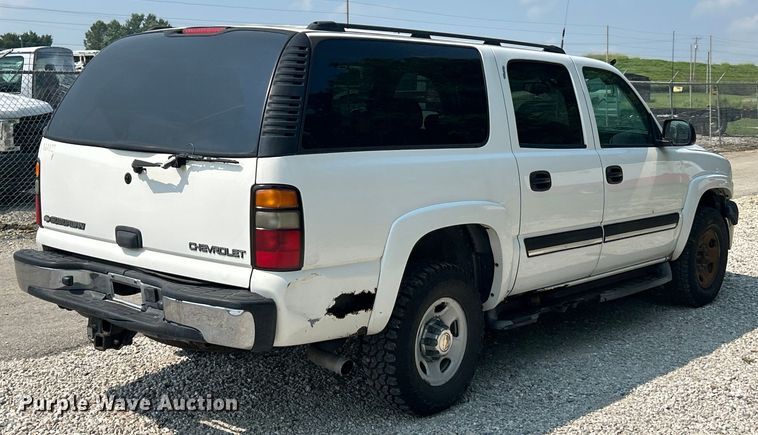 image for item EK8454 2005 Chevrolet Suburban 2500 SUV