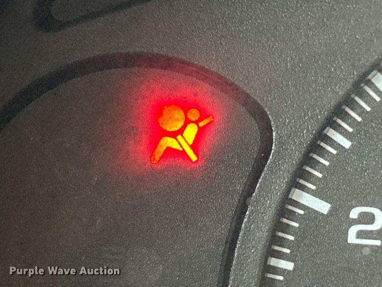 image for item EK8454 2005 Chevrolet Suburban 2500 SUV