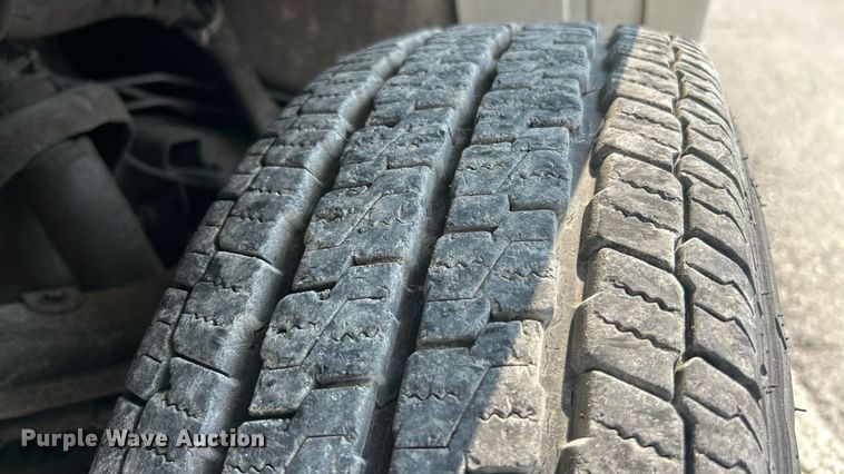 image for item EK8454 2005 Chevrolet Suburban 2500 SUV