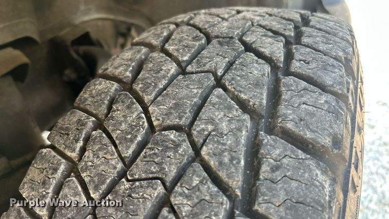 image for item EK8454 2005 Chevrolet Suburban 2500 SUV