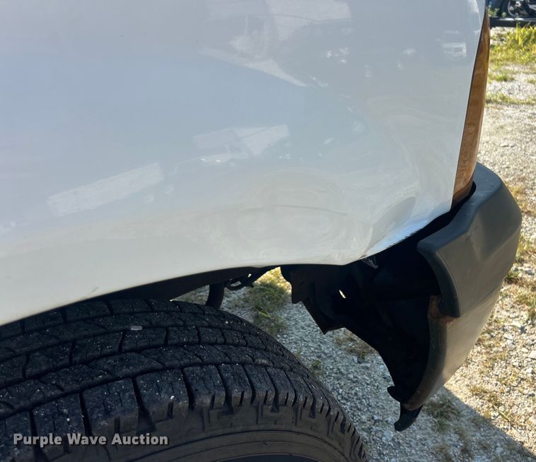 image for item EK8491 2007 Ford F250 Super Duty XL pickup truck