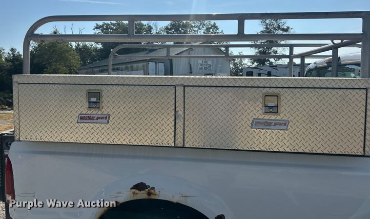 image for item EK8491 2007 Ford F250 Super Duty XL pickup truck