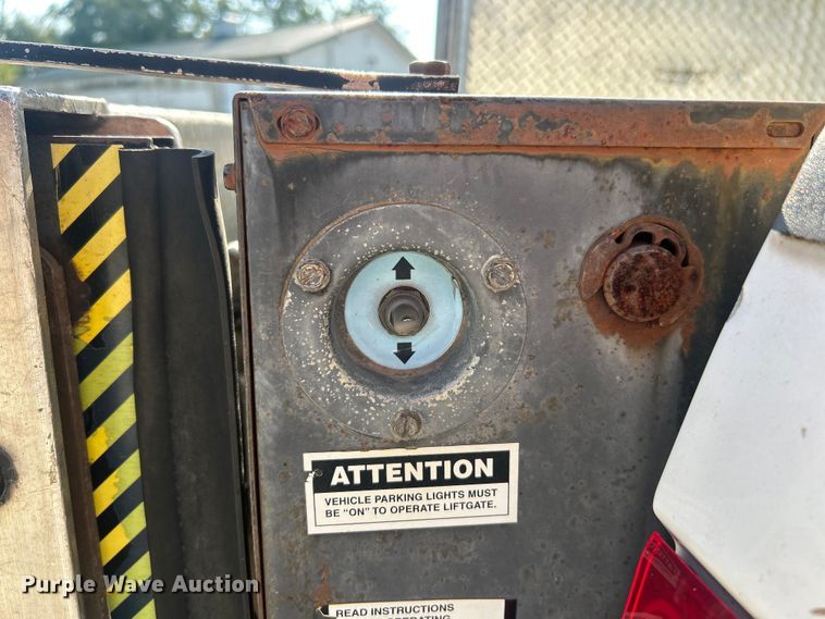 image for item EK8491 2007 Ford F250 Super Duty XL pickup truck