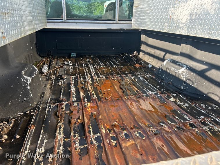 image for item EK8491 2007 Ford F250 Super Duty XL pickup truck