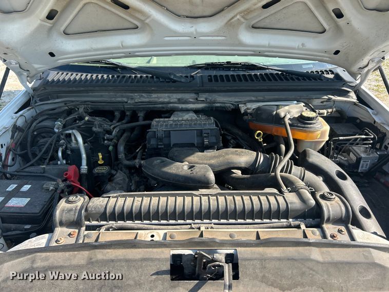 image for item EK8491 2007 Ford F250 Super Duty XL pickup truck