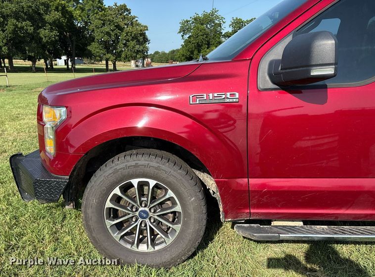 image for item EL2132 2015 Ford F150 SuperCrew pickup truck
