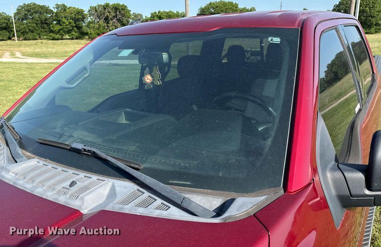 image for item EL2132 2015 Ford F150 SuperCrew pickup truck