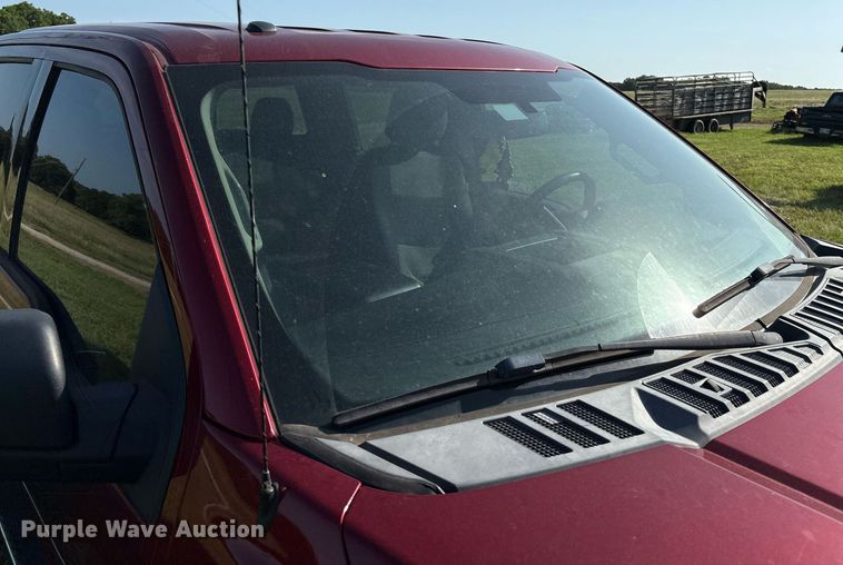 image for item EL2132 2015 Ford F150 SuperCrew pickup truck