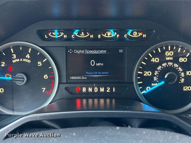 image for item EL2132 2015 Ford F150 SuperCrew pickup truck