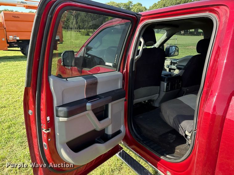 image for item EL2132 2015 Ford F150 SuperCrew pickup truck