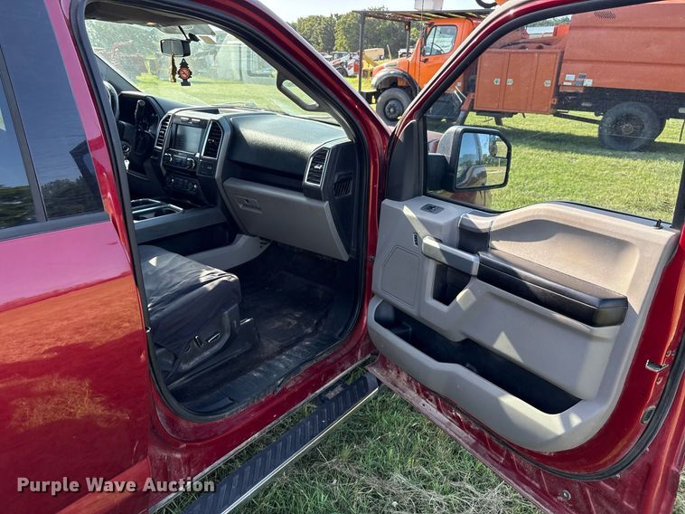 image for item EL2132 2015 Ford F150 SuperCrew pickup truck