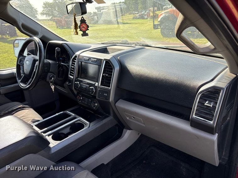 image for item EL2132 2015 Ford F150 SuperCrew pickup truck