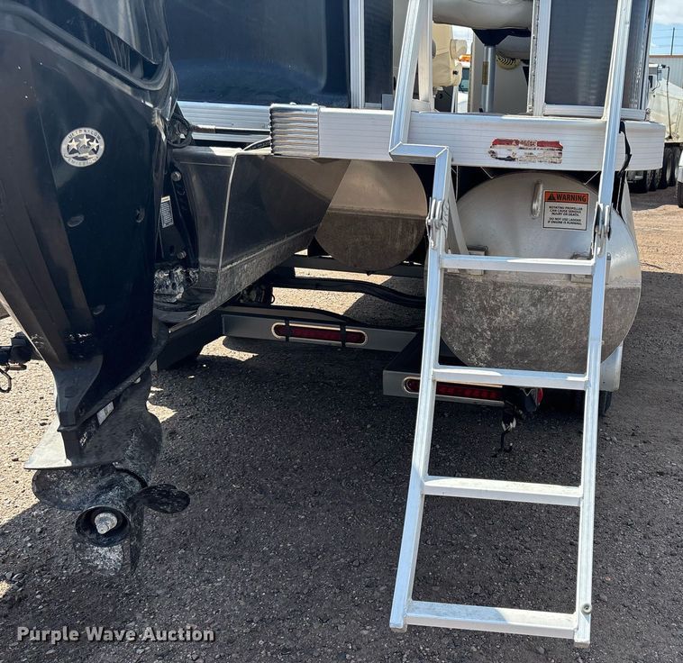 image for item EL6065 2015 Bennington S21  pontoon boat