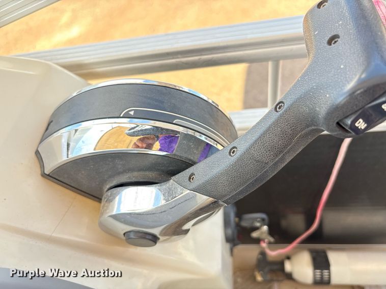 image for item EL6065 2015 Bennington S21  pontoon boat