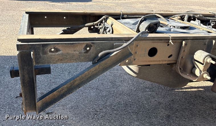 image for item EM0516 2018 Chevrolet Silverado 3500HD pickup truck cab and chassis
