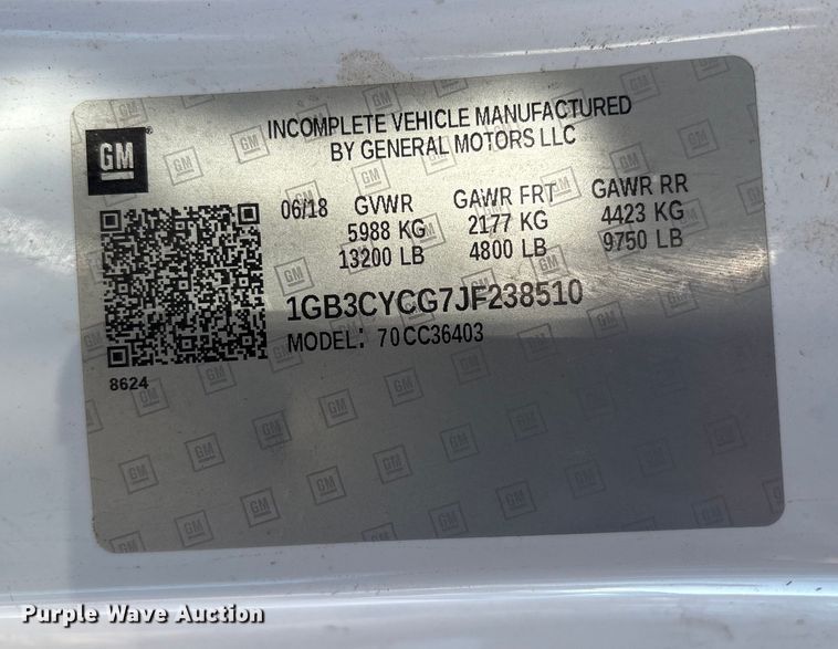 image for item EM0516 2018 Chevrolet Silverado 3500HD pickup truck cab and chassis
