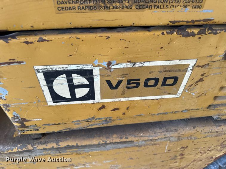 image for item EM2177 Caterpillar V50D forklift