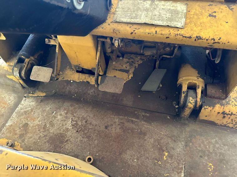 image for item EM2177 Caterpillar V50D forklift