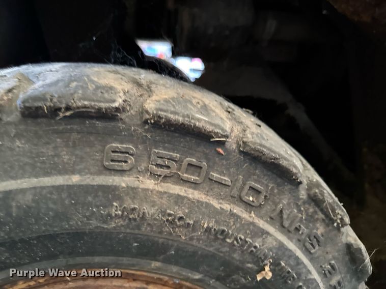 image for item EM2177 Caterpillar V50D forklift