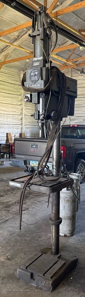 image for item EM2179 Clausing 2227 press