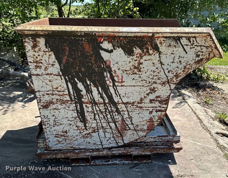 image for item EM2182 Self dumping hopper