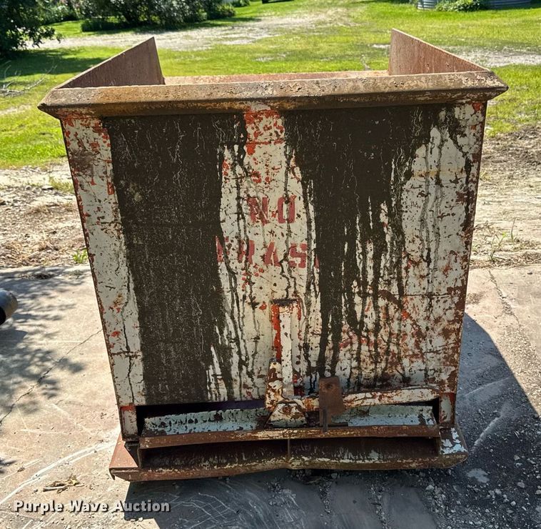 image for item EM2182 Self dumping hopper