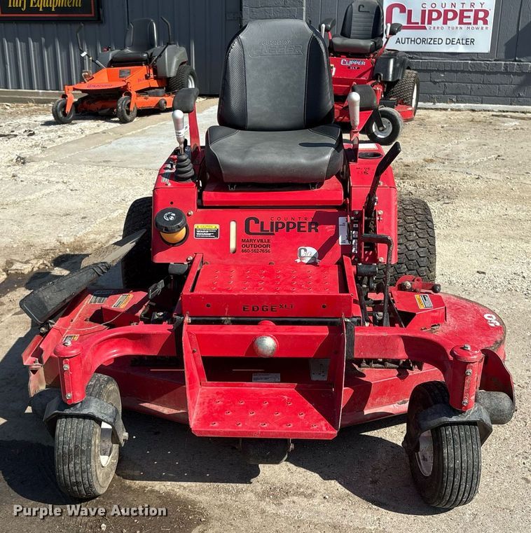image for item EM2196 2015 Country Clipper 2460KAJ-455 ZTR lawn mower
