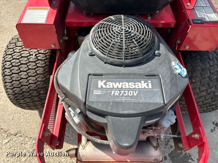 image for item EM2196 2015 Country Clipper 2460KAJ-455 ZTR lawn mower