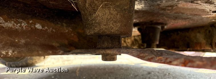 image for item EM2196 2015 Country Clipper 2460KAJ-455 ZTR lawn mower