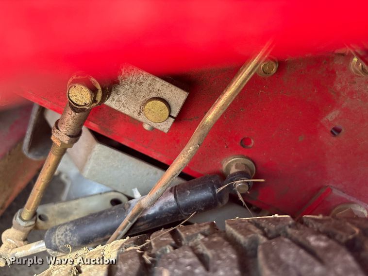 image for item EM2196 2015 Country Clipper 2460KAJ-455 ZTR lawn mower