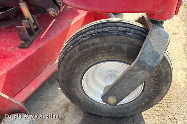 image for item EM2196 2015 Country Clipper 2460KAJ-455 ZTR lawn mower