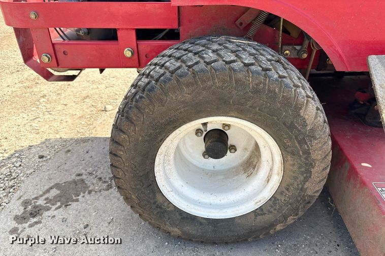 image for item EM2196 2015 Country Clipper 2460KAJ-455 ZTR lawn mower