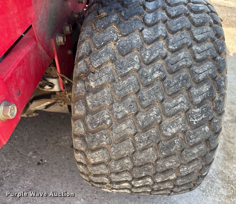 image for item EM2196 2015 Country Clipper 2460KAJ-455 ZTR lawn mower