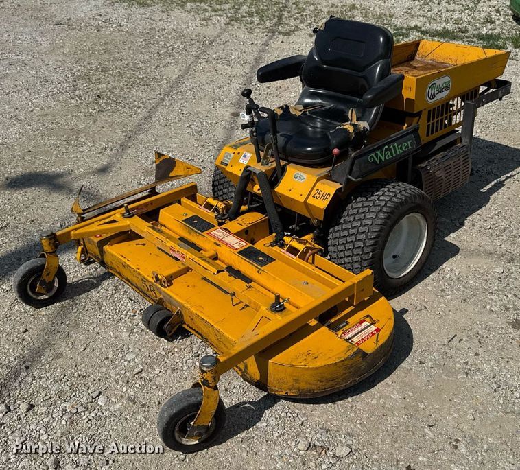 image for item EM2199 1999 Walker MTSD ZTR lawn mower