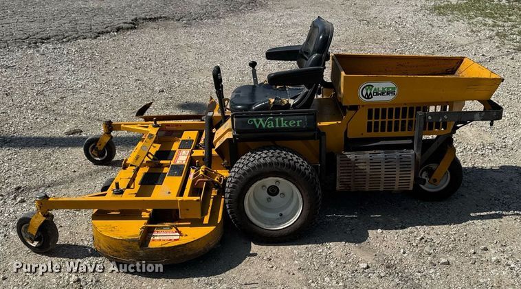 image for item EM2199 1999 Walker MTSD ZTR lawn mower