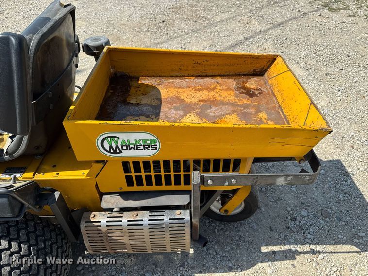image for item EM2199 1999 Walker MTSD ZTR lawn mower
