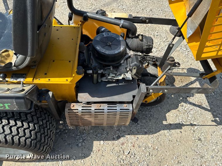 image for item EM2199 1999 Walker MTSD ZTR lawn mower