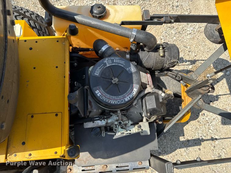 image for item EM2199 1999 Walker MTSD ZTR lawn mower