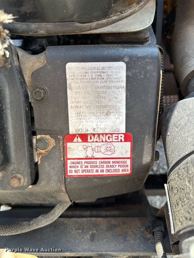 image for item EM2199 1999 Walker MTSD ZTR lawn mower