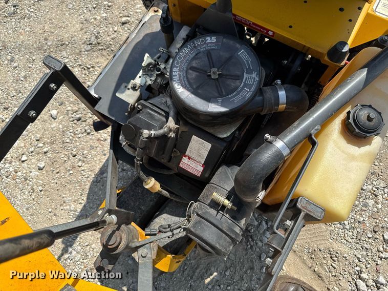 image for item EM2199 1999 Walker MTSD ZTR lawn mower