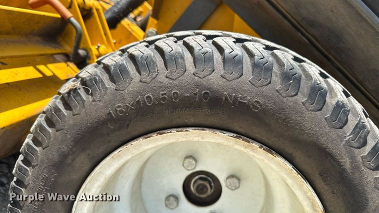 image for item EM2199 1999 Walker MTSD ZTR lawn mower