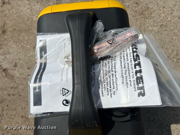 image for item EM2201 Hustler HIG2200 generator