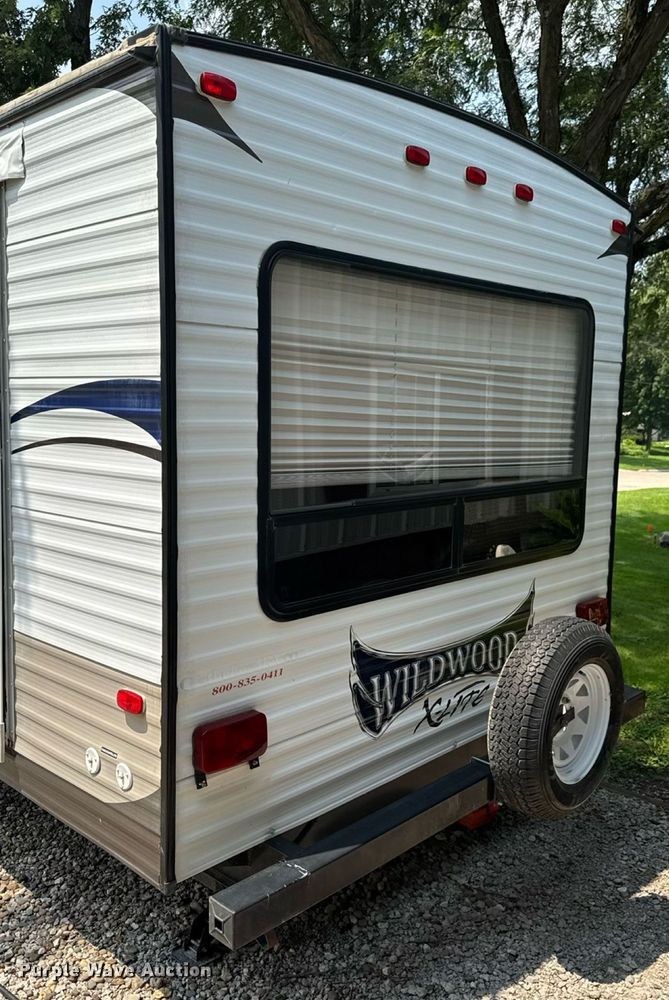 image for item EM2228 2015 Wildwood X-lite 