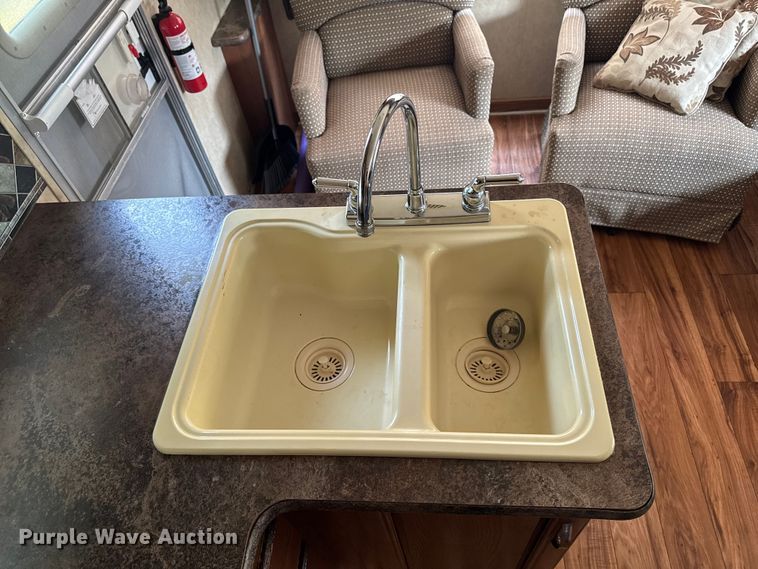 image for item EM2228 2015 Wildwood X-lite 