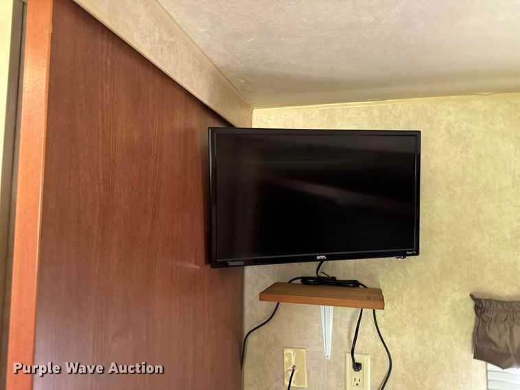 image for item EM2228 2015 Wildwood X-lite 